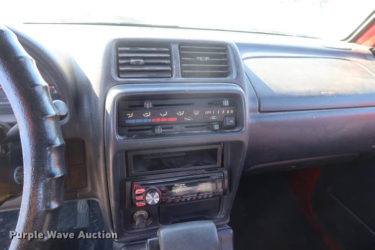 image for item DD9077 1997 Geo Tracker