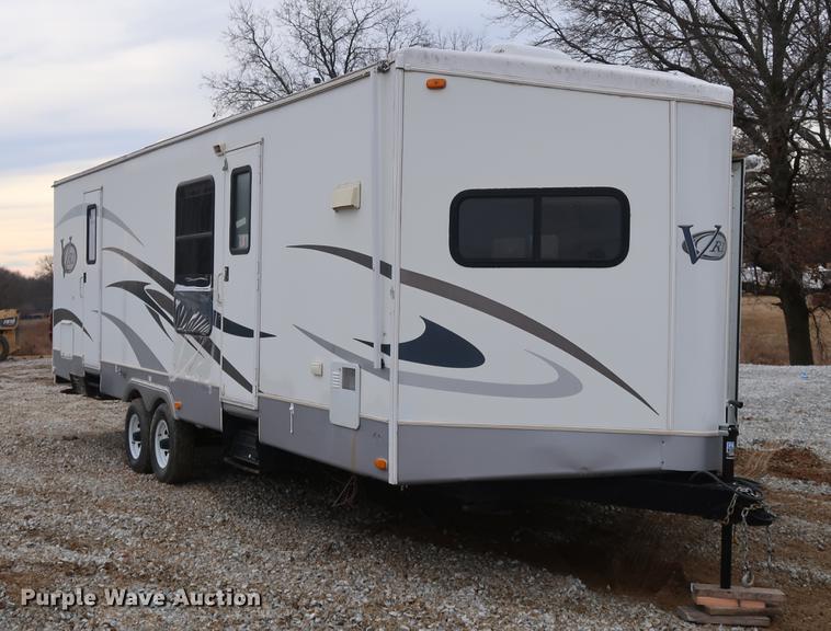 image for item DD9571 2007 Keystone VR1 camper