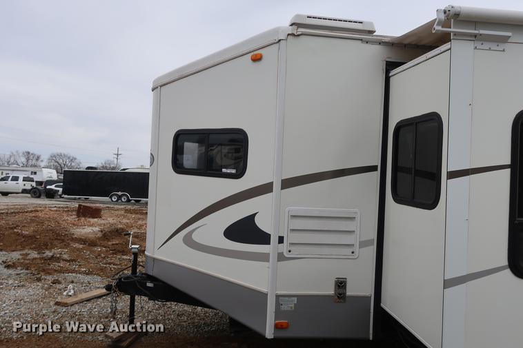 image for item DD9571 2007 Keystone VR1 camper