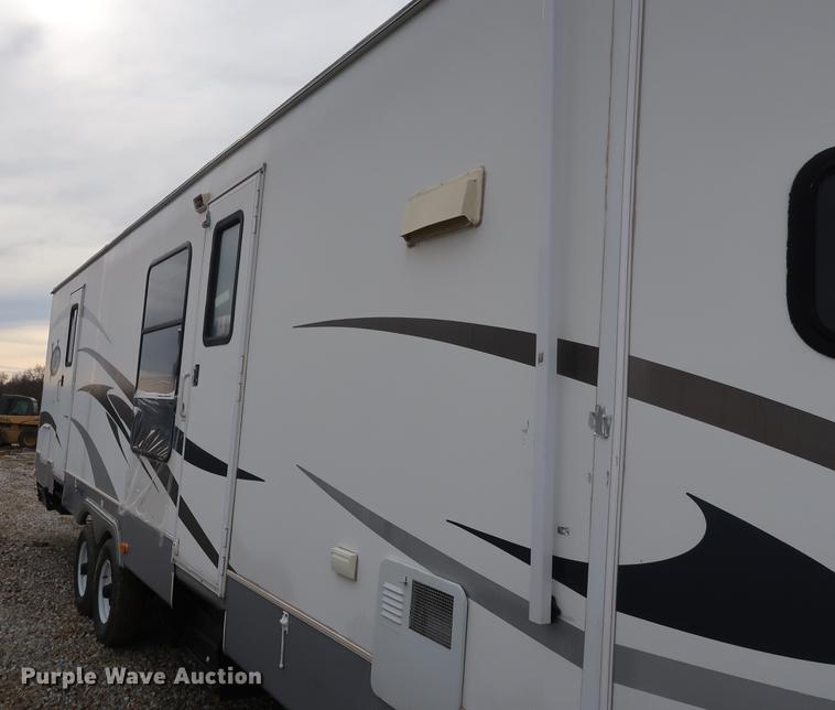 image for item DD9571 2007 Keystone VR1 camper