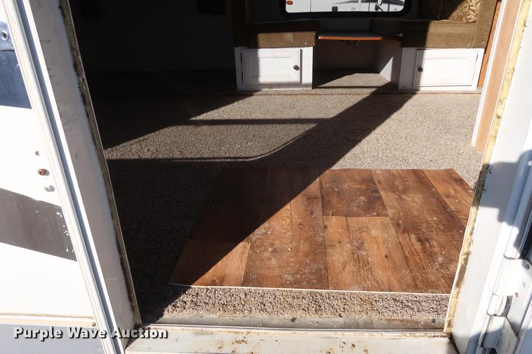 image for item DD9571 2007 Keystone VR1 camper