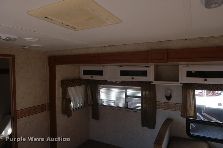 image for item DD9571 2007 Keystone VR1 camper