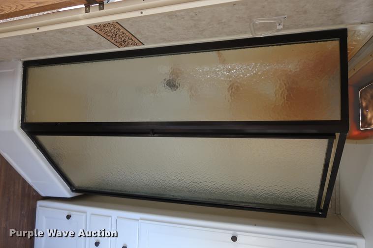 image for item DD9571 2007 Keystone VR1 camper