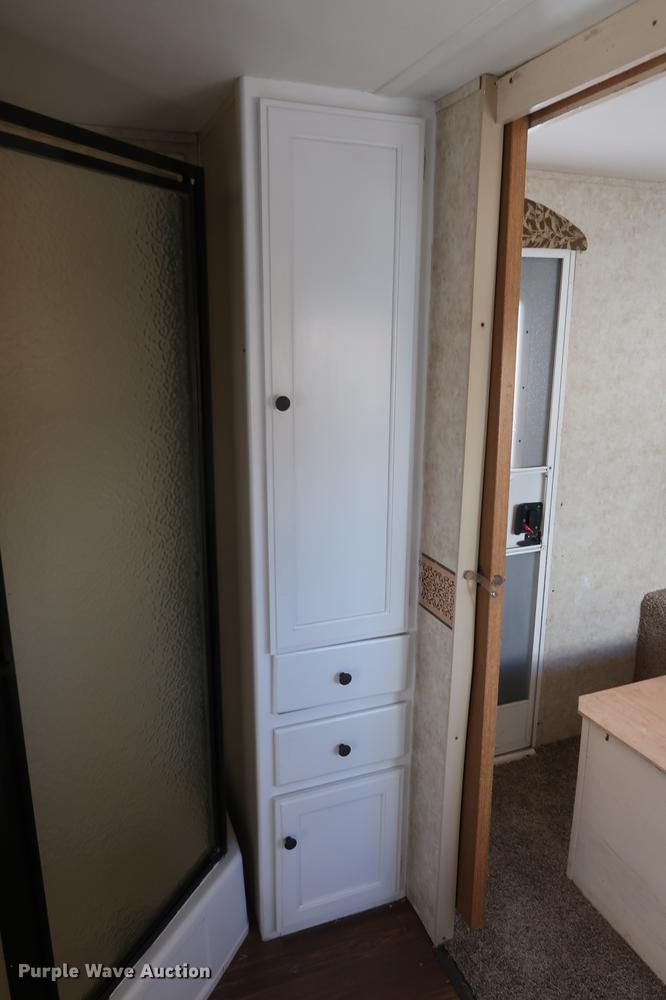 image for item DD9571 2007 Keystone VR1 camper