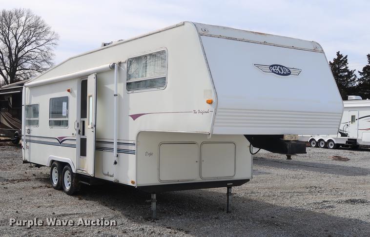 image for item DD9572 1997 Aerolite The original camper