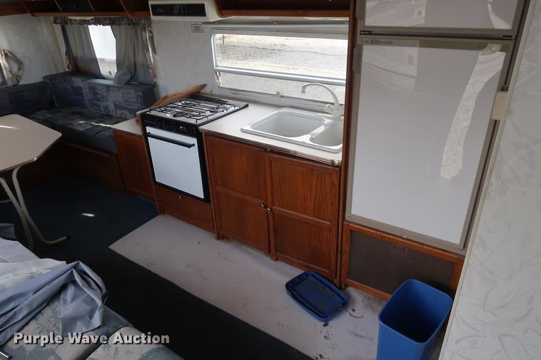 image for item DD9572 1997 Aerolite The original camper