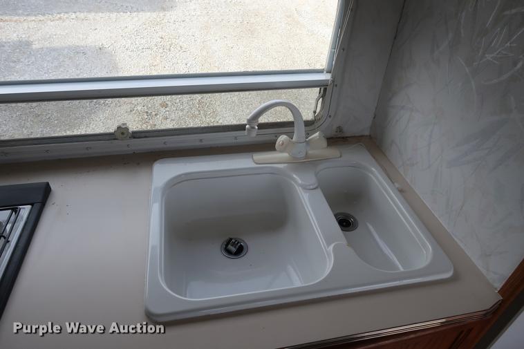 image for item DD9572 1997 Aerolite The original camper