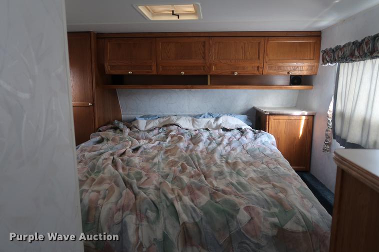 image for item DD9572 1997 Aerolite The original camper