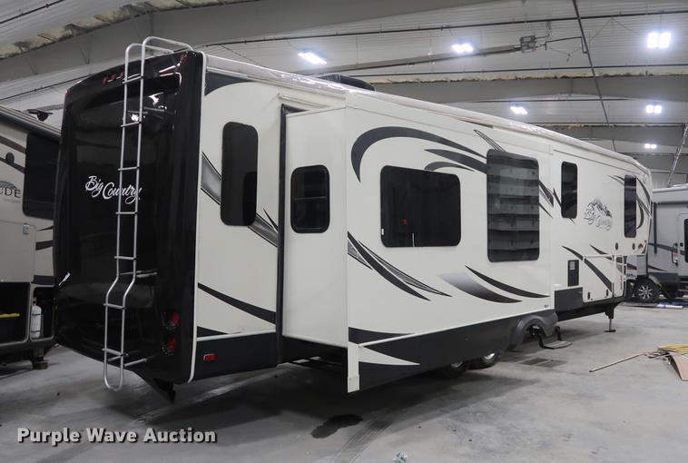 image for item DD9573 2013 Heartland Big Country camper