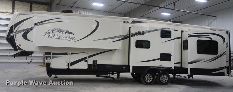 image for item DD9573 2013 Heartland Big Country camper