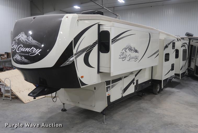 image for item DD9573 2013 Heartland Big Country camper