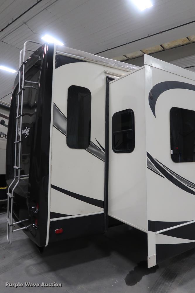 image for item DD9573 2013 Heartland Big Country camper