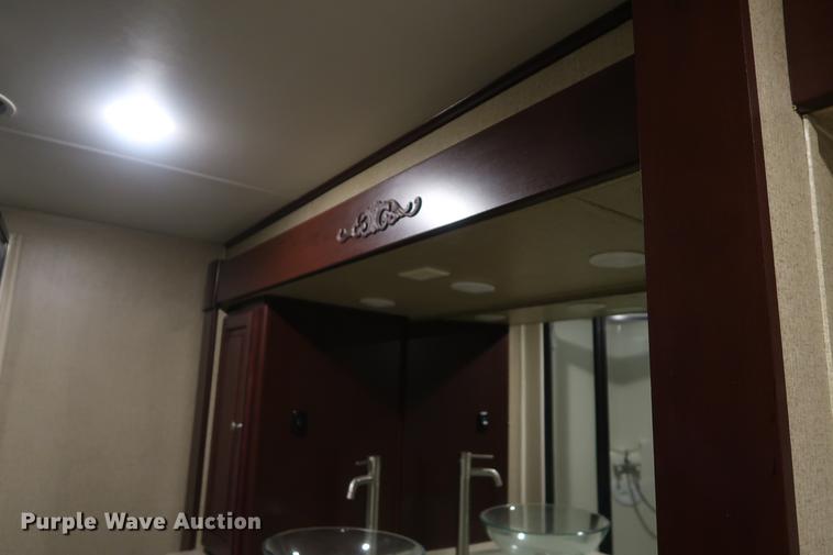 image for item DD9573 2013 Heartland Big Country camper