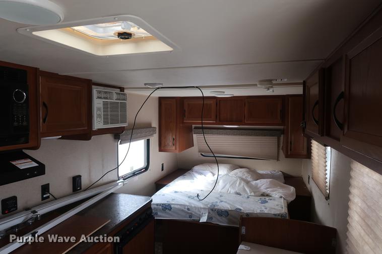 image for item DD9574 2015 Jayco Jayflight SLX camper