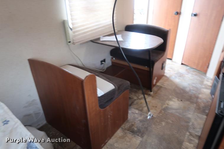 image for item DD9574 2015 Jayco Jayflight SLX camper