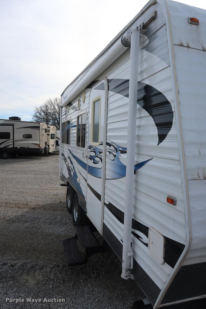 image for item DD9575 2010 Forest River Shockwave camper