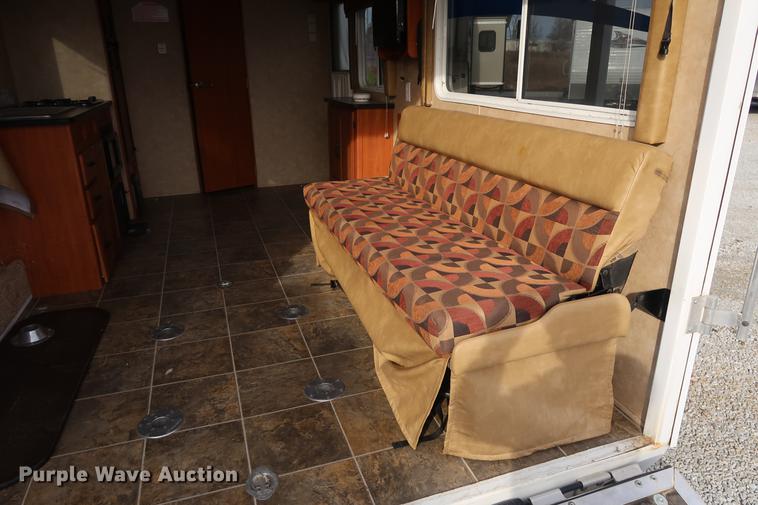 image for item DD9575 2010 Forest River Shockwave camper