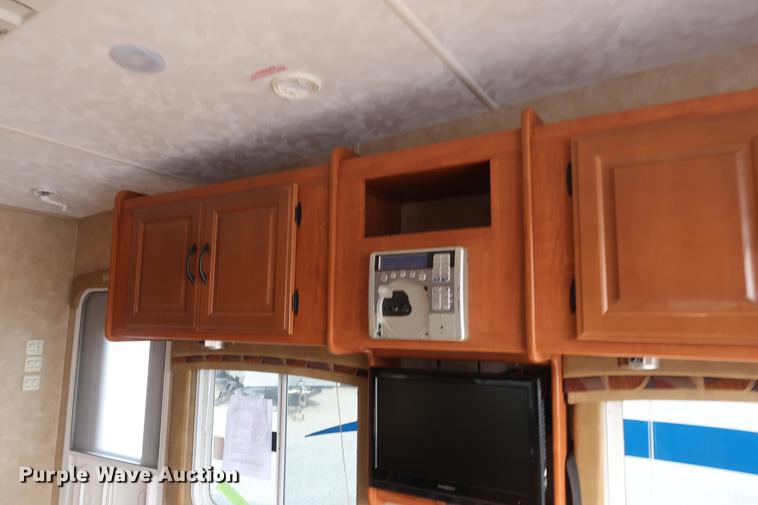 image for item DD9575 2010 Forest River Shockwave camper