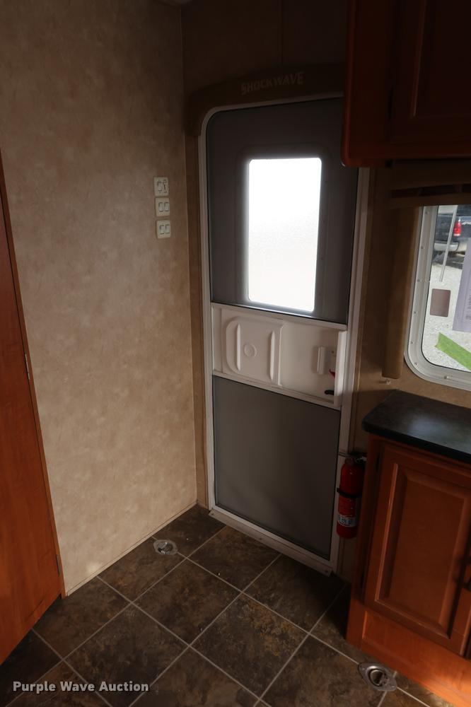 image for item DD9575 2010 Forest River Shockwave camper