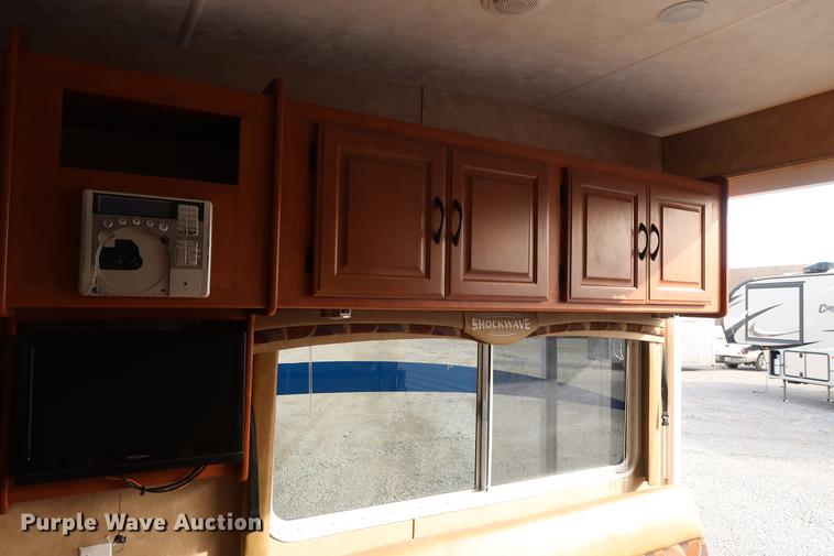 image for item DD9575 2010 Forest River Shockwave camper