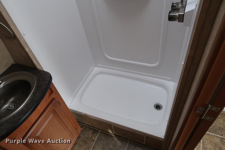 image for item DD9575 2010 Forest River Shockwave camper