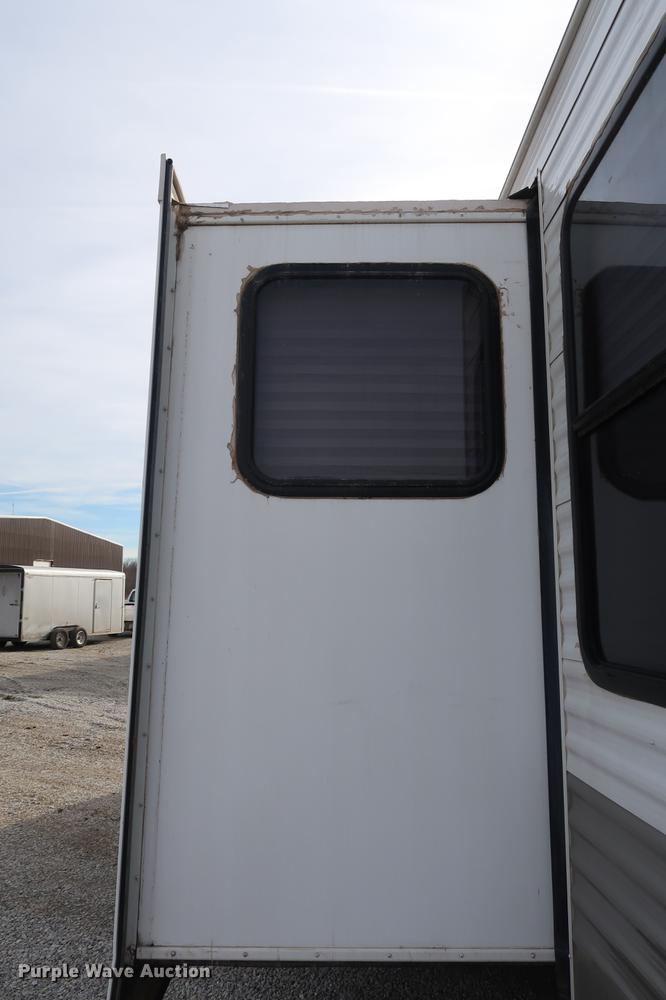 image for item DD9576 2011 Keystone Springdale camper