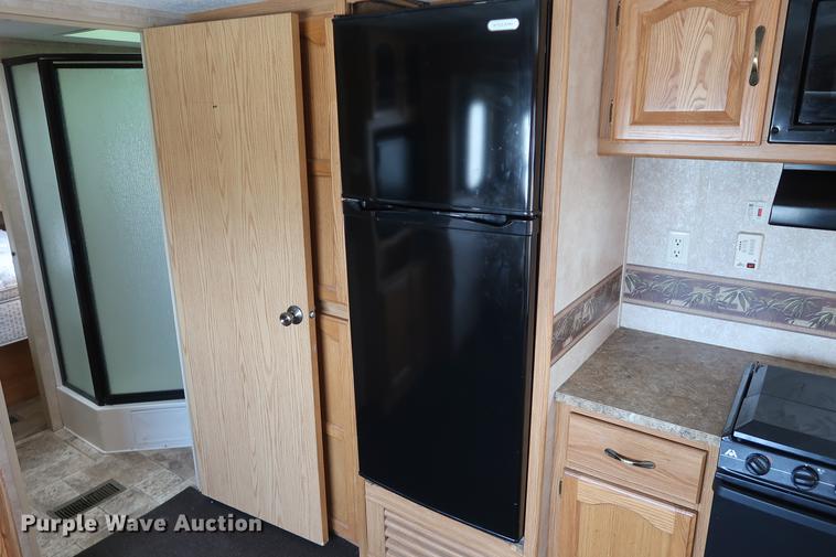 image for item DD9576 2011 Keystone Springdale camper