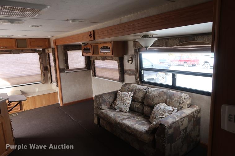 image for item DD9576 2011 Keystone Springdale camper