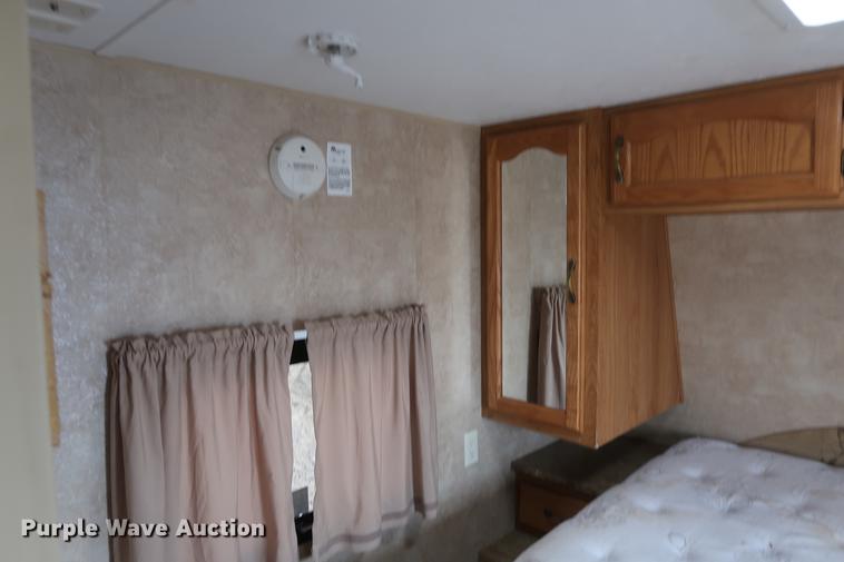 image for item DD9576 2011 Keystone Springdale camper