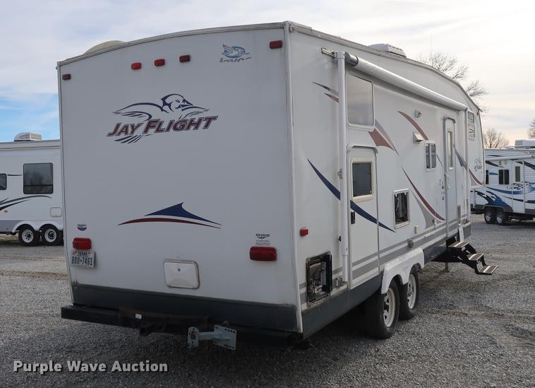 image for item DD9577 2006 Jayco Jayflight camper