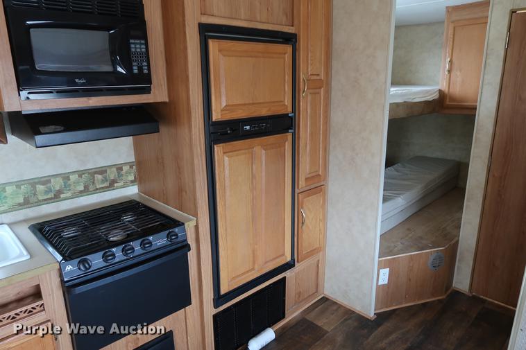 image for item DD9577 2006 Jayco Jayflight camper