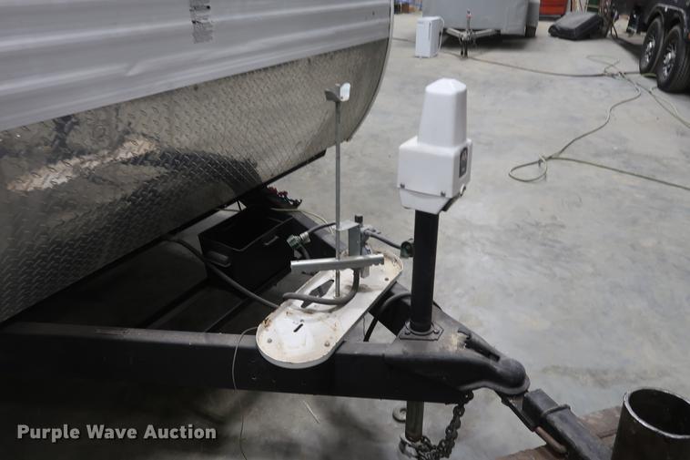 image for item DD9579 2006 Keystone Hornet camper