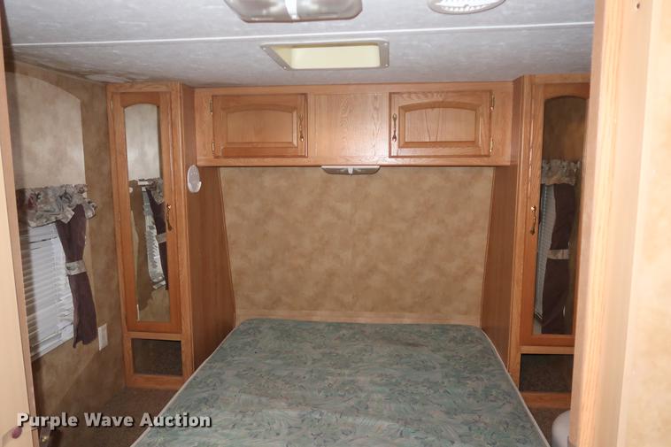 image for item DD9579 2006 Keystone Hornet camper