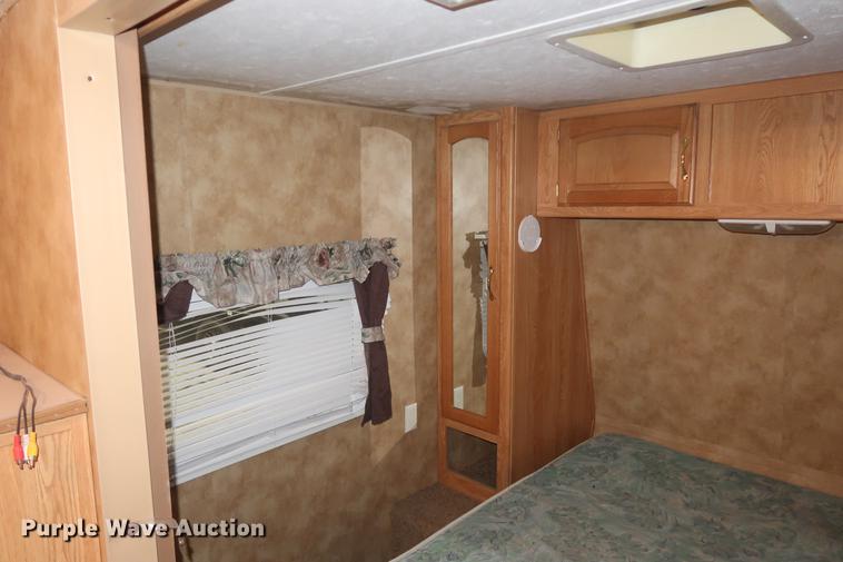 image for item DD9579 2006 Keystone Hornet camper