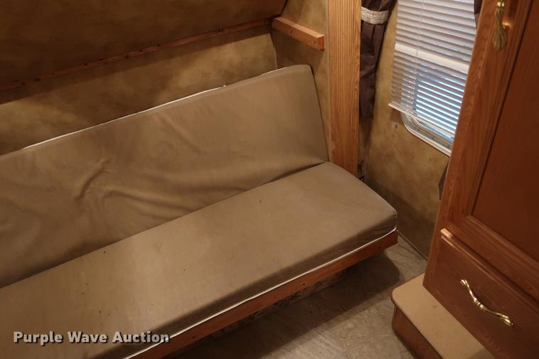 image for item DD9579 2006 Keystone Hornet camper