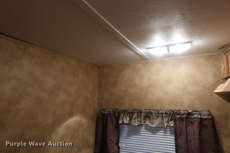 image for item DD9579 2006 Keystone Hornet camper