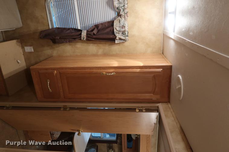 image for item DD9579 2006 Keystone Hornet camper