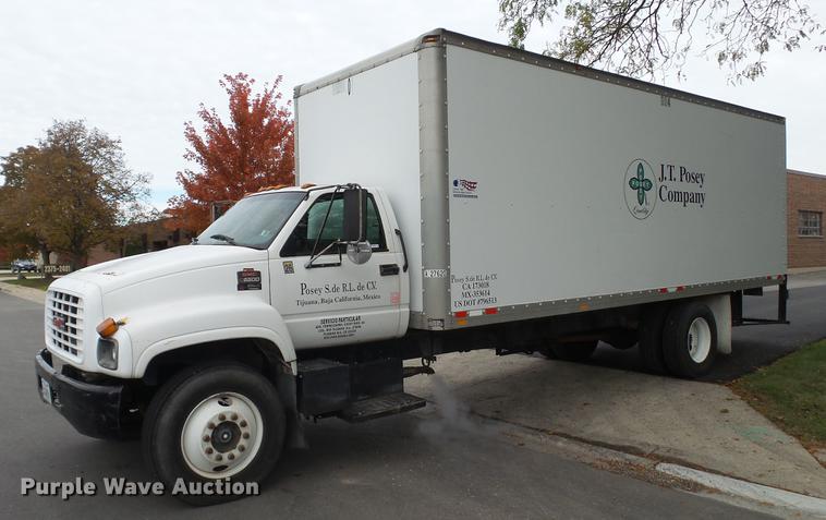 image for item DT9077 2001 GMC 6500 box truck