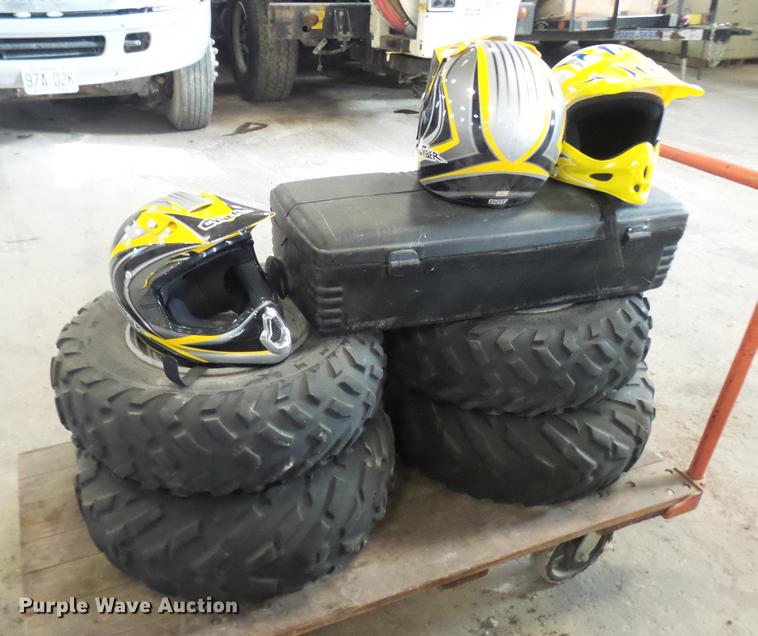 image for item DX9351 2004 Honda TRX450ES ATV