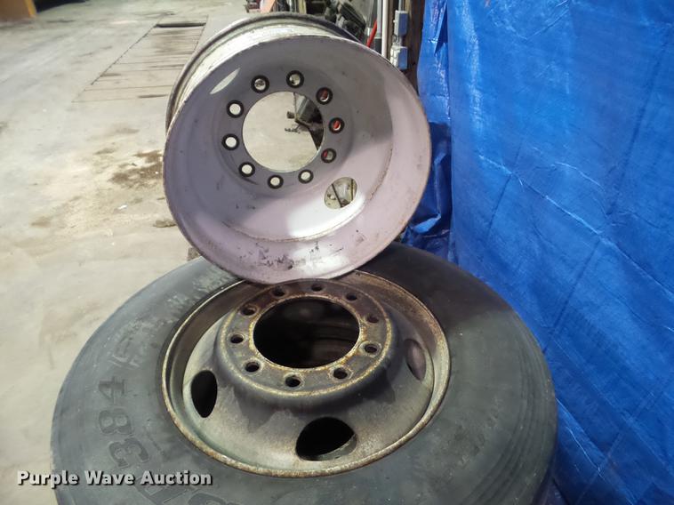 (4) 22.5 steel hub pilot wheels in Storm Lake, IA Item DZ9174 sold