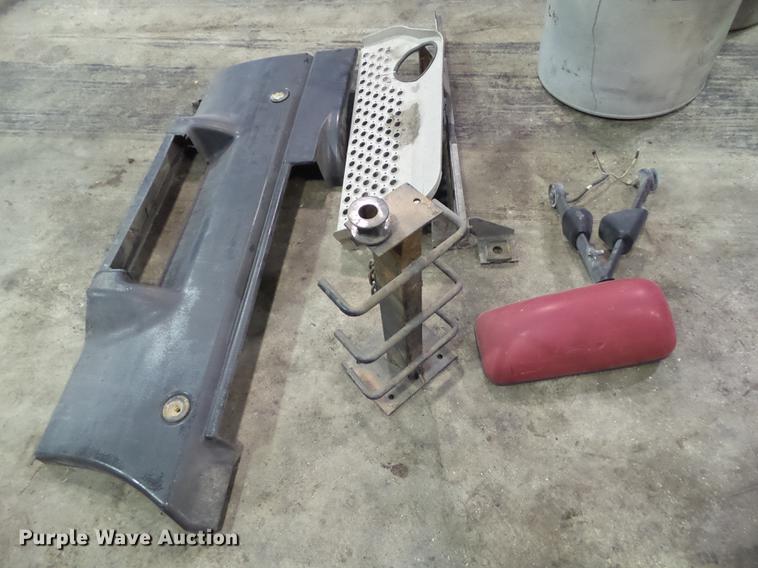 image for item DZ9177 (2) aluminum fuel tanks