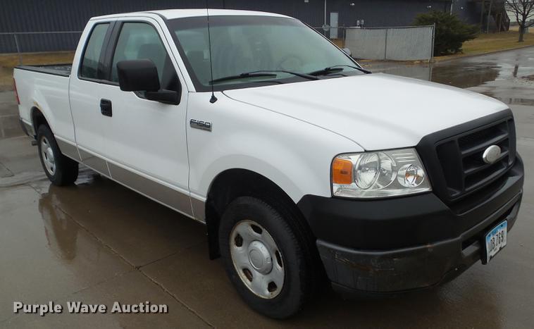 image for item DZ9188 2006 Ford F150 SuperCab pickup truck