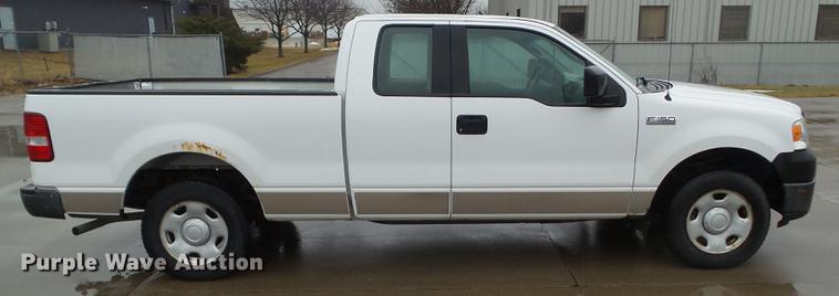 image for item DZ9188 2006 Ford F150 SuperCab pickup truck