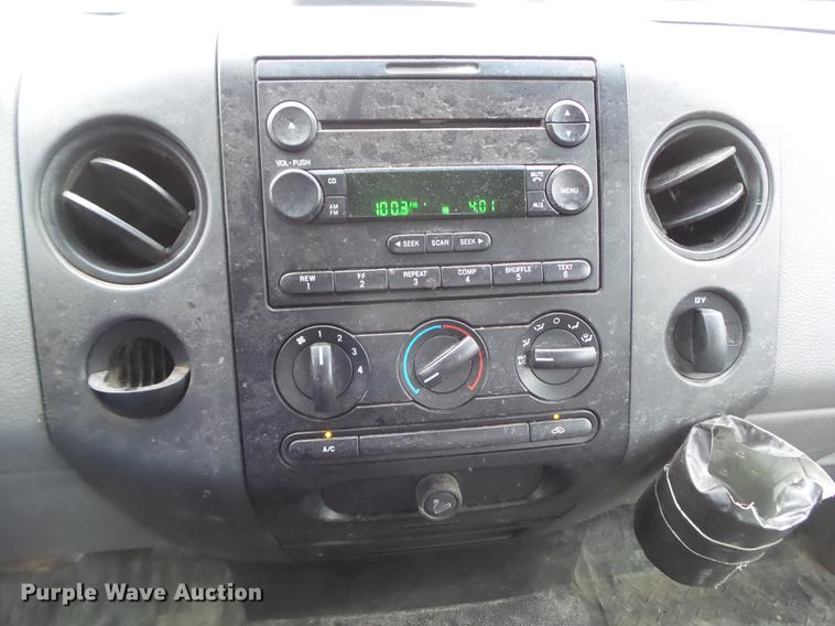 image for item DZ9188 2006 Ford F150 SuperCab pickup truck