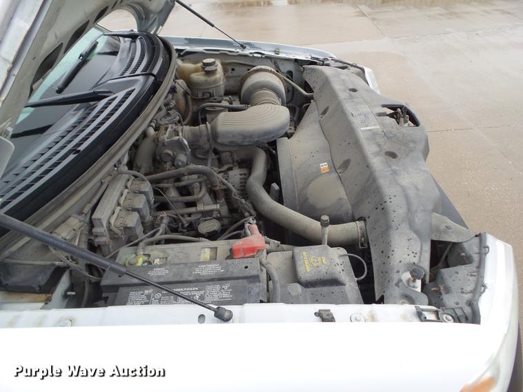 image for item DZ9188 2006 Ford F150 SuperCab pickup truck