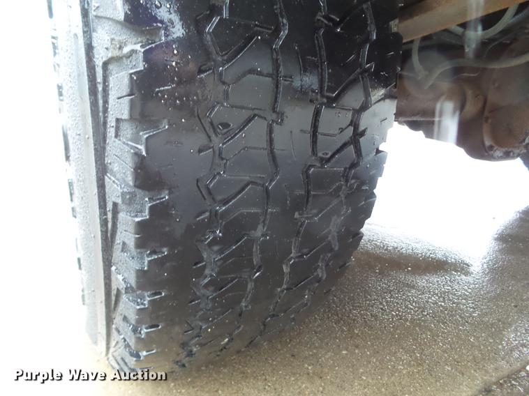 image for item DZ9188 2006 Ford F150 SuperCab pickup truck