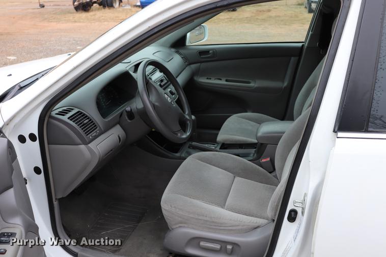 image for item EC9372 2002 Toyota Camry LE