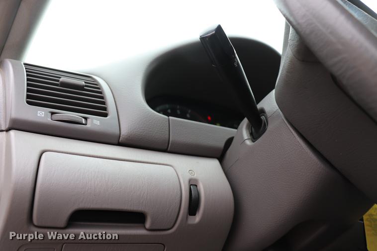 image for item EC9372 2002 Toyota Camry LE