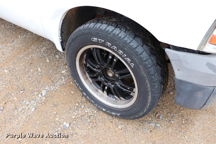 image for item EC9374 2006 Ford F250 Super Duty XLT SuperCab pickup truck