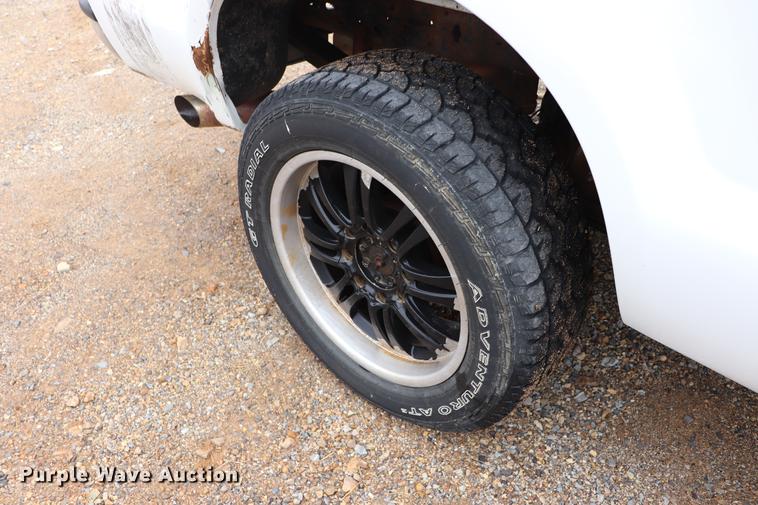 image for item EC9374 2006 Ford F250 Super Duty XLT SuperCab pickup truck